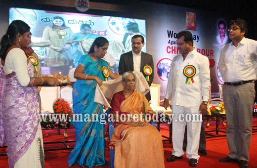 Prajna Counseling Centre bags Labour Department Award